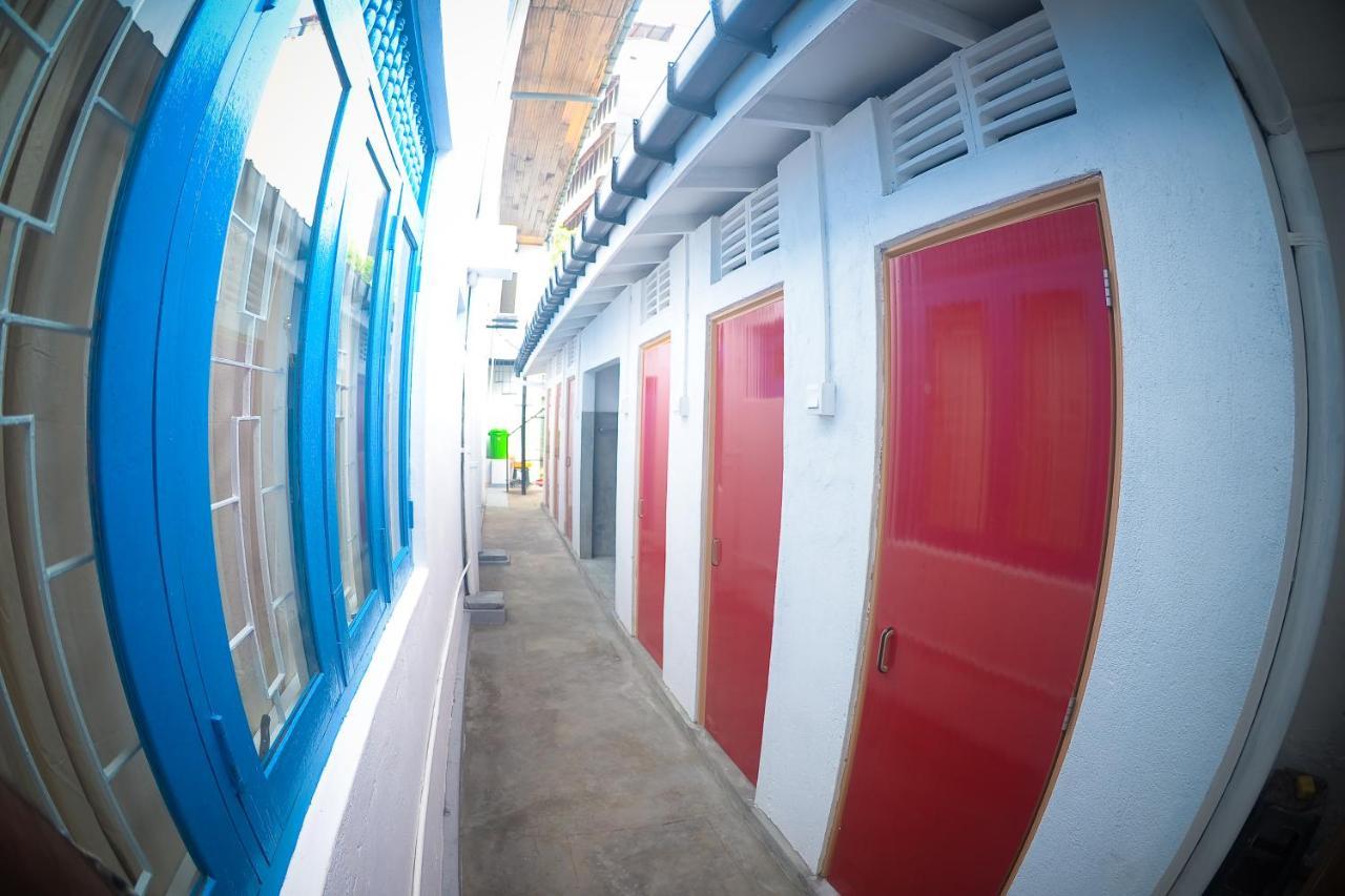 Groove House Hostels Коломбо Екстер'єр фото