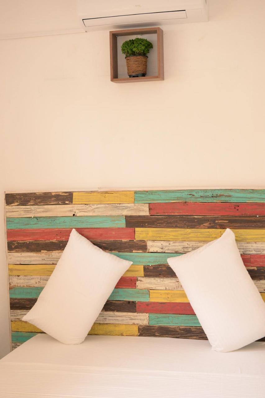 Groove House Hostels Коломбо Екстер'єр фото