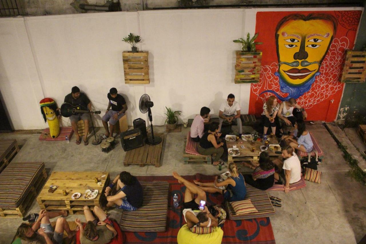 Groove House Hostels Коломбо Екстер'єр фото