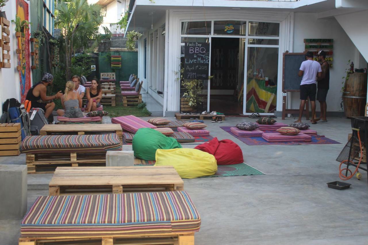 Groove House Hostels Коломбо Екстер'єр фото
