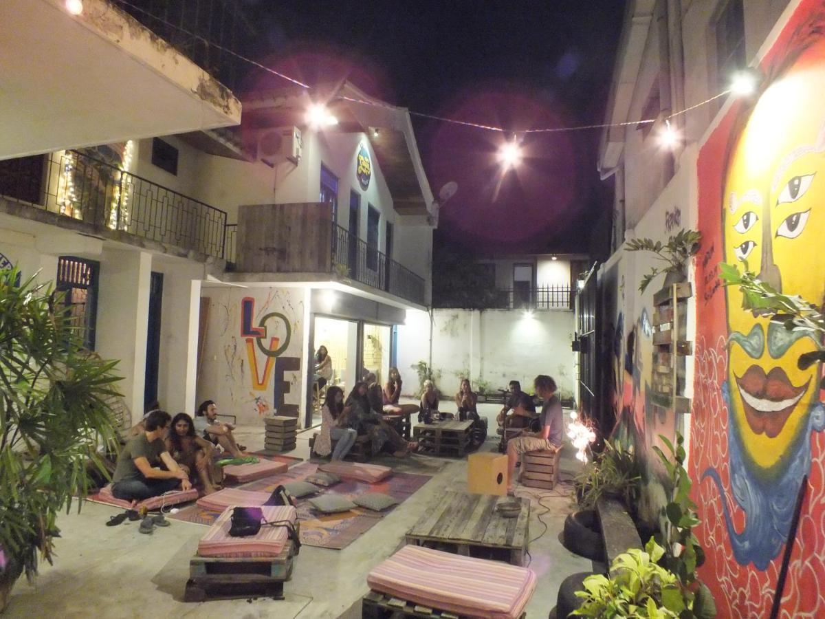 Groove House Hostels Коломбо Екстер'єр фото