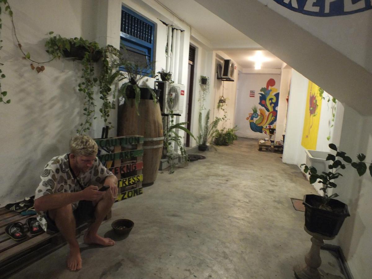 Groove House Hostels Коломбо Екстер'єр фото